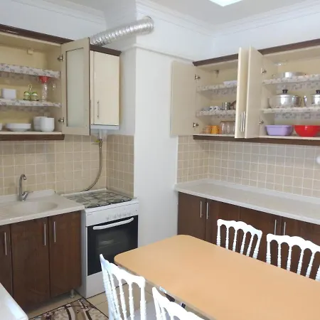 شقة كبيرة ديلوكس ثلاث غرف وصالون 112 Appartement Bursa